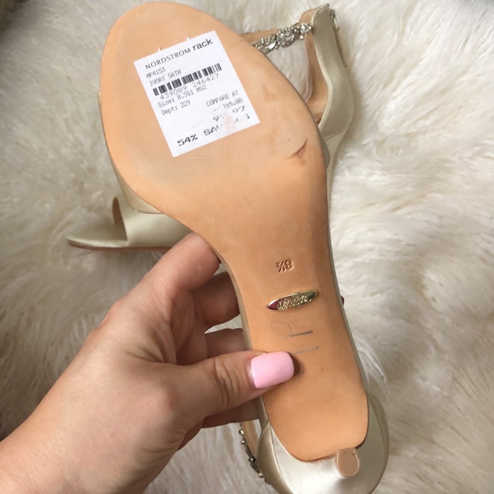 Badgley Mischka Regensia Heels - Picture 8 of 13
